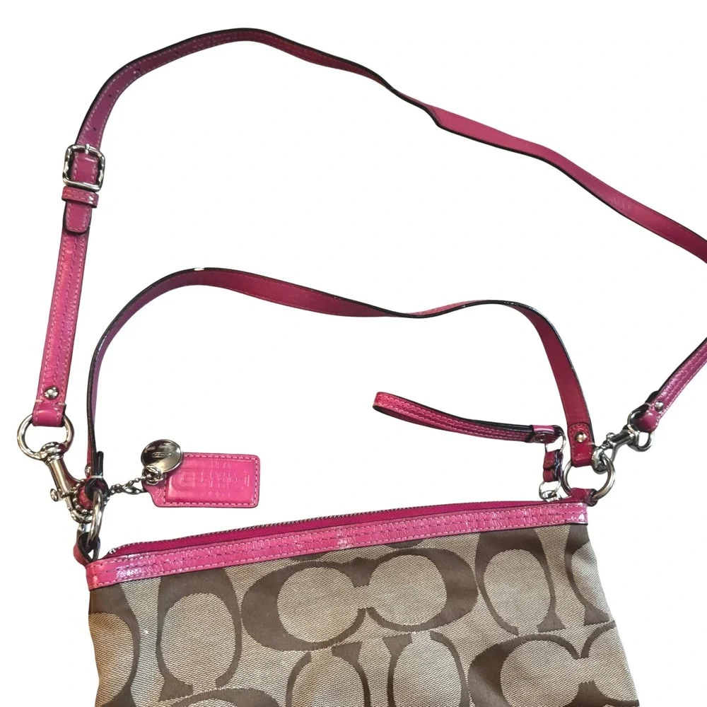 Coach Signature File Bag Pink Stripe Jacquard Crossbody F13674 Brown‎ Khaki